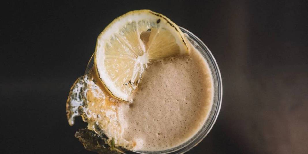 Türk kahvesini limonla için! Sadece tadını değil faydasını da etkiliyor: Bu yöntemi deneyen hayran kalıyor 1